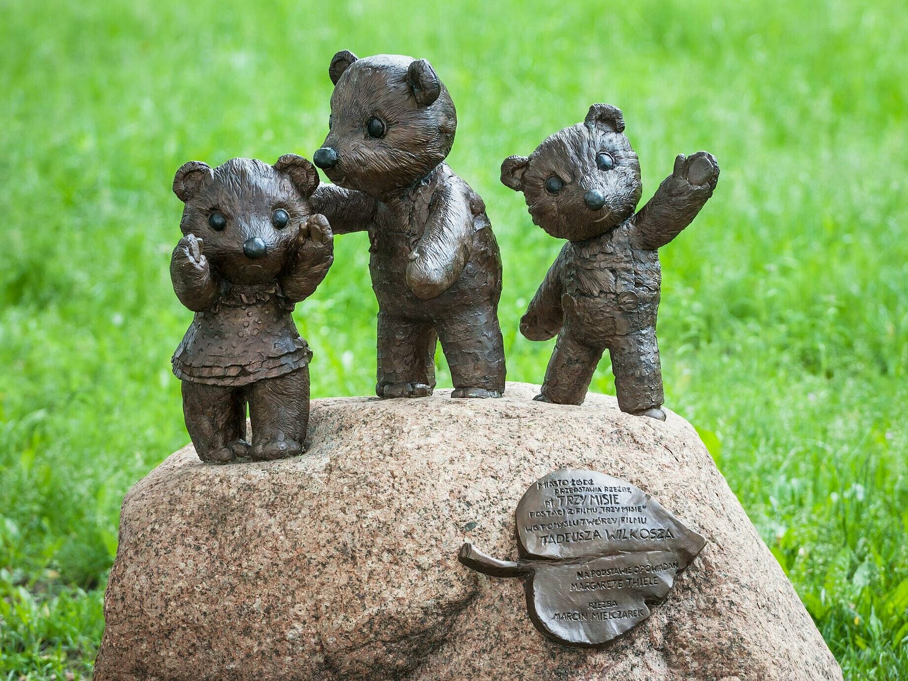 Sculpture of Three Bears , fot. P. Wojtyczka