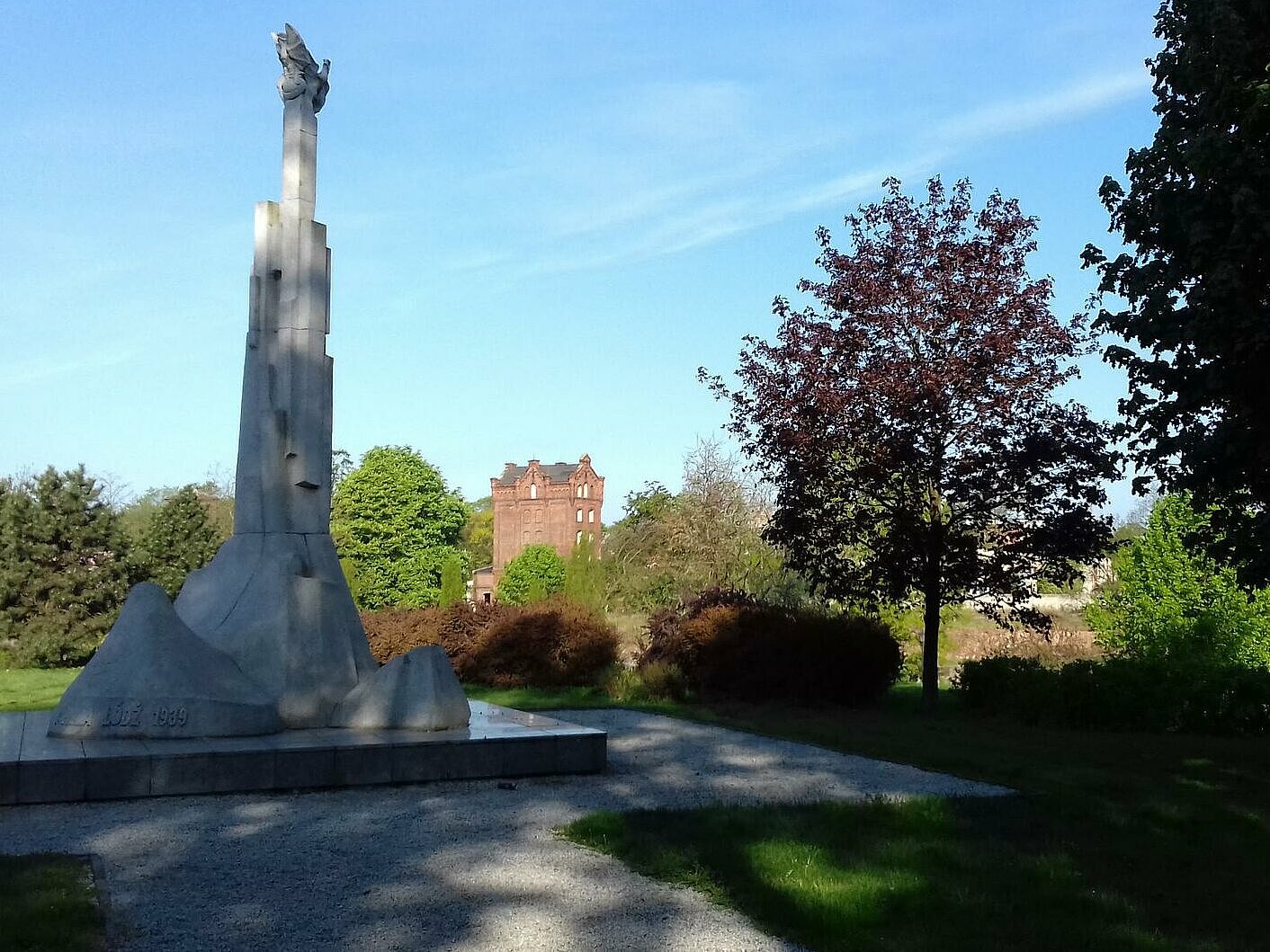 The "Łódź" Army monument in Helenów Park , H. Koper