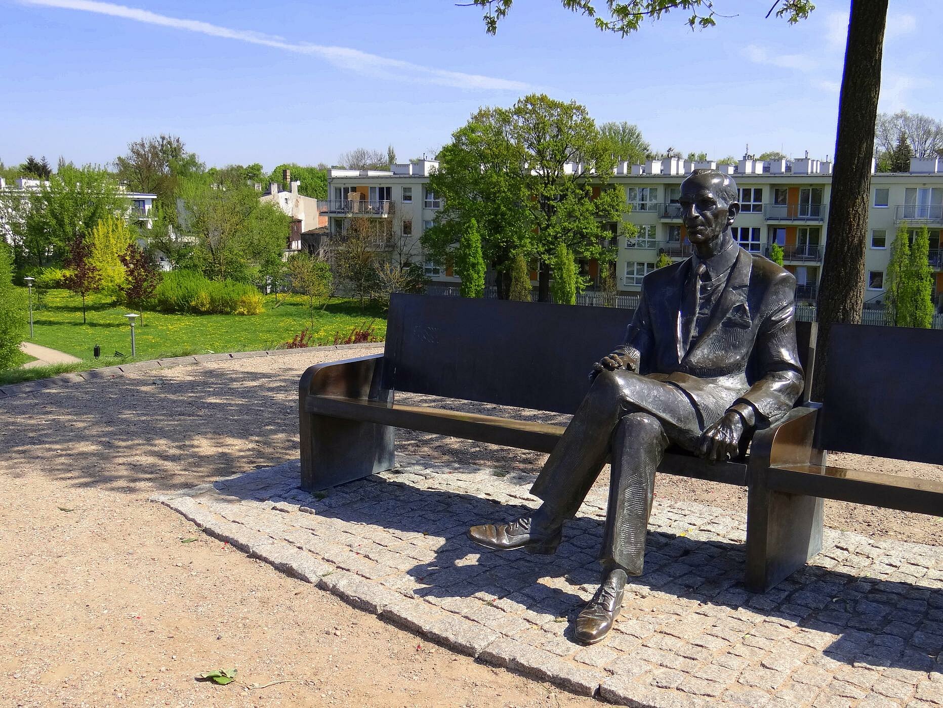 Une statue de Jan Karski , fot. z archiwum ŁOT
