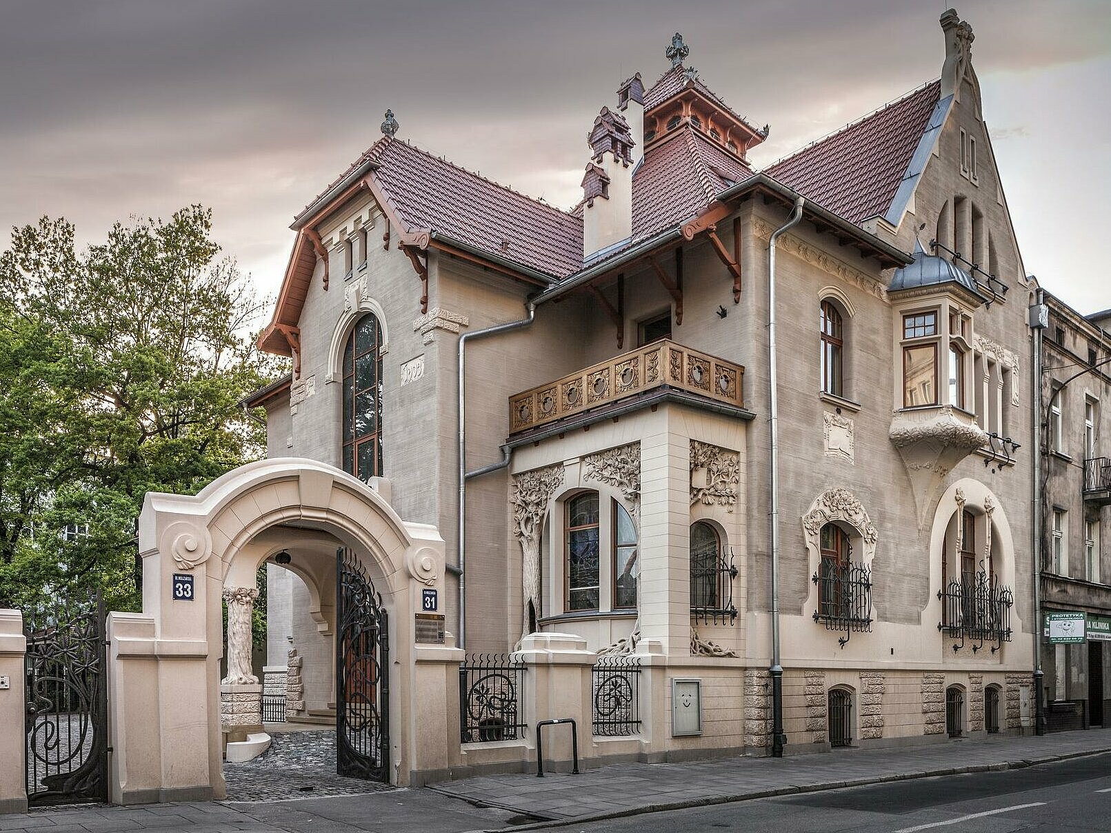 L. Kindermann's villa - house of Galeria Villa 