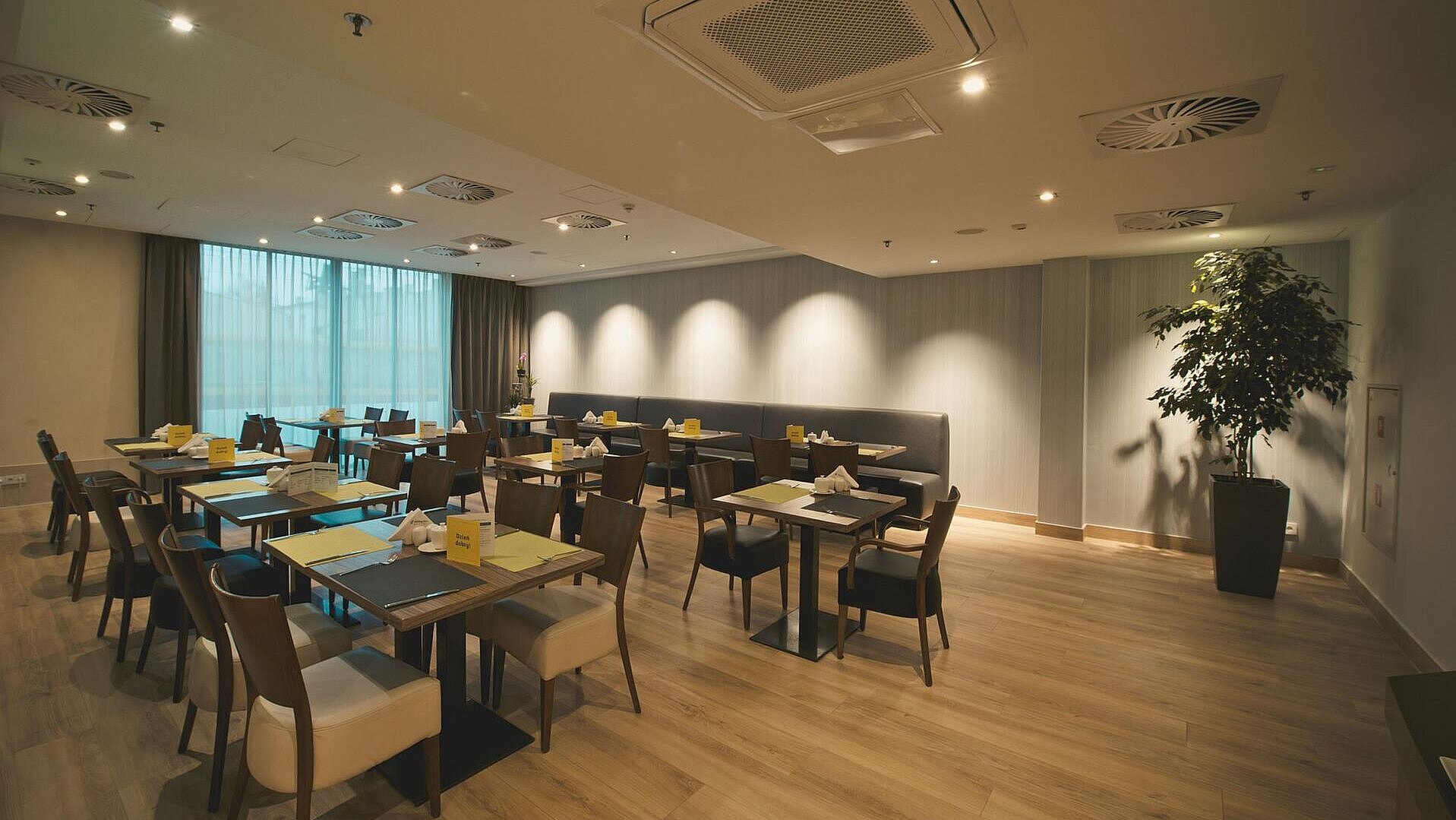 Restauracja Łódzka  , 1