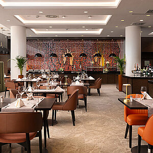 , DoubleTree by Hilton