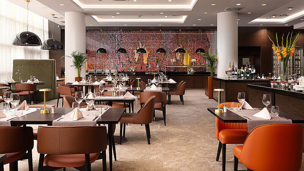  , DoubleTree by Hilton