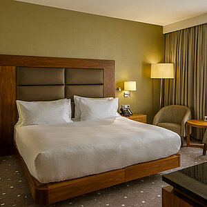  , DoubleTree by Hilton