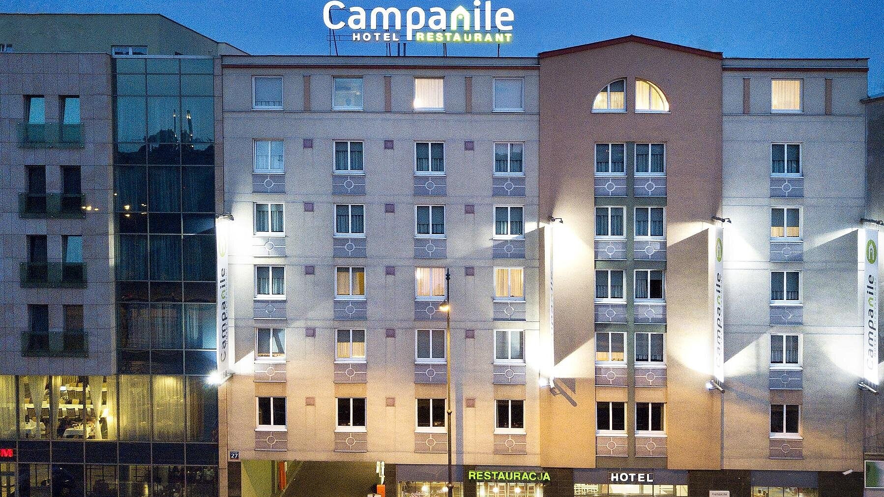 Fasada budynku , 1