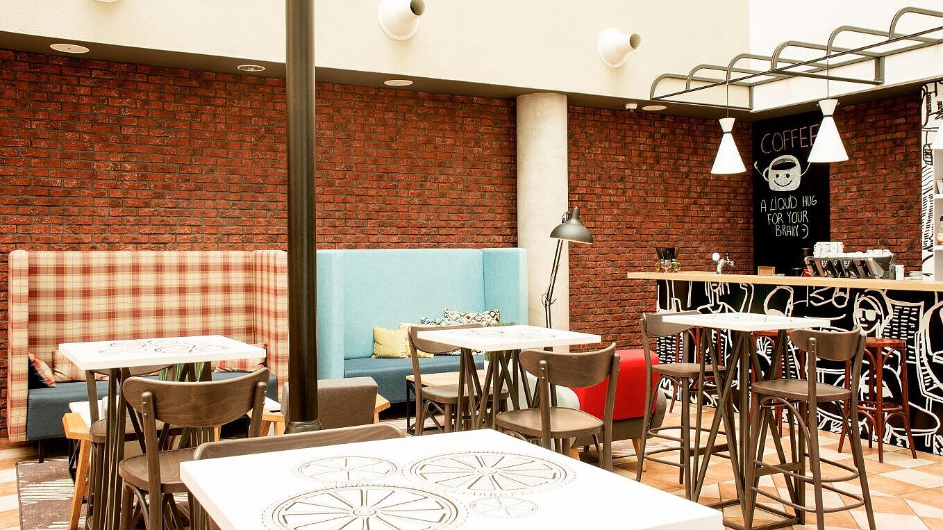 Ibis Kitchen  , sala