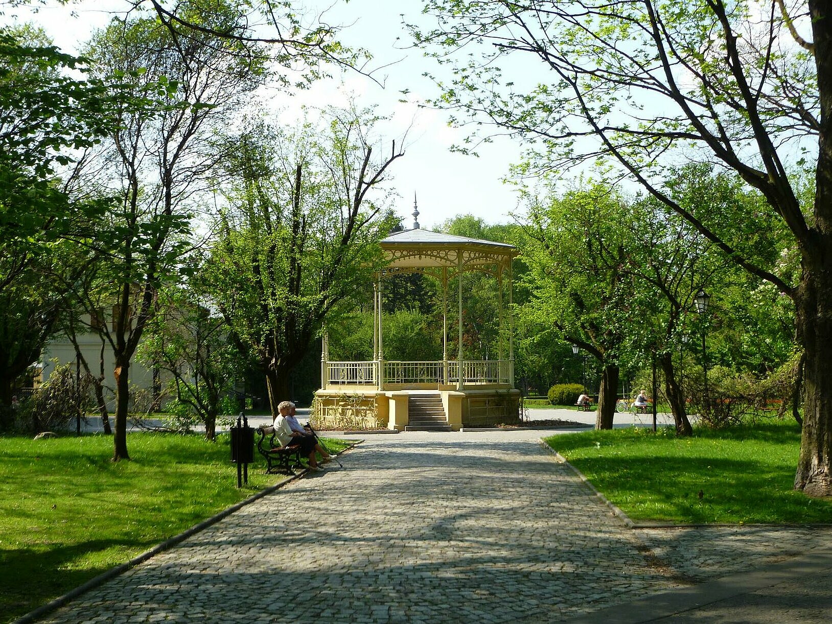 Park Źródliska , D. Szymańska