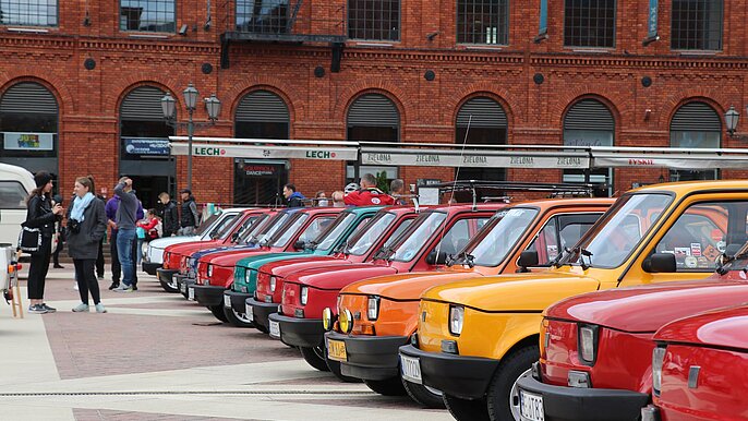 19 rocznica zakończenia produkcji Fiata 126p -  fot. P.Miłek/ŁOT