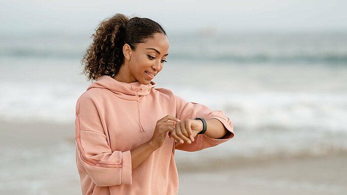  -  Dobry smartwatch do biegania na wakacjach