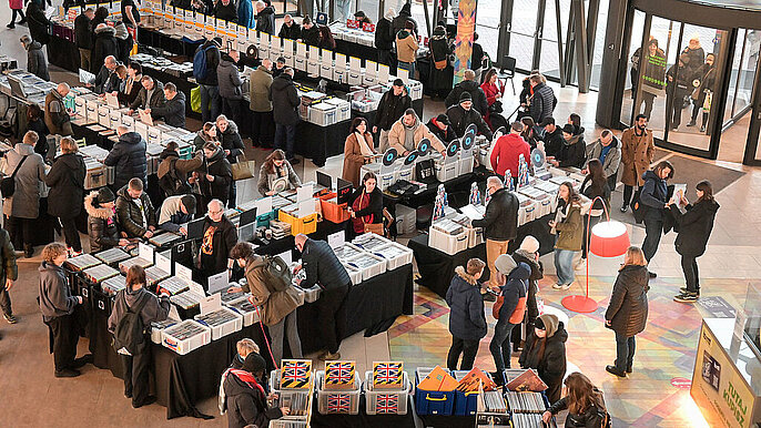  -  giełda płyt winylowych w manu