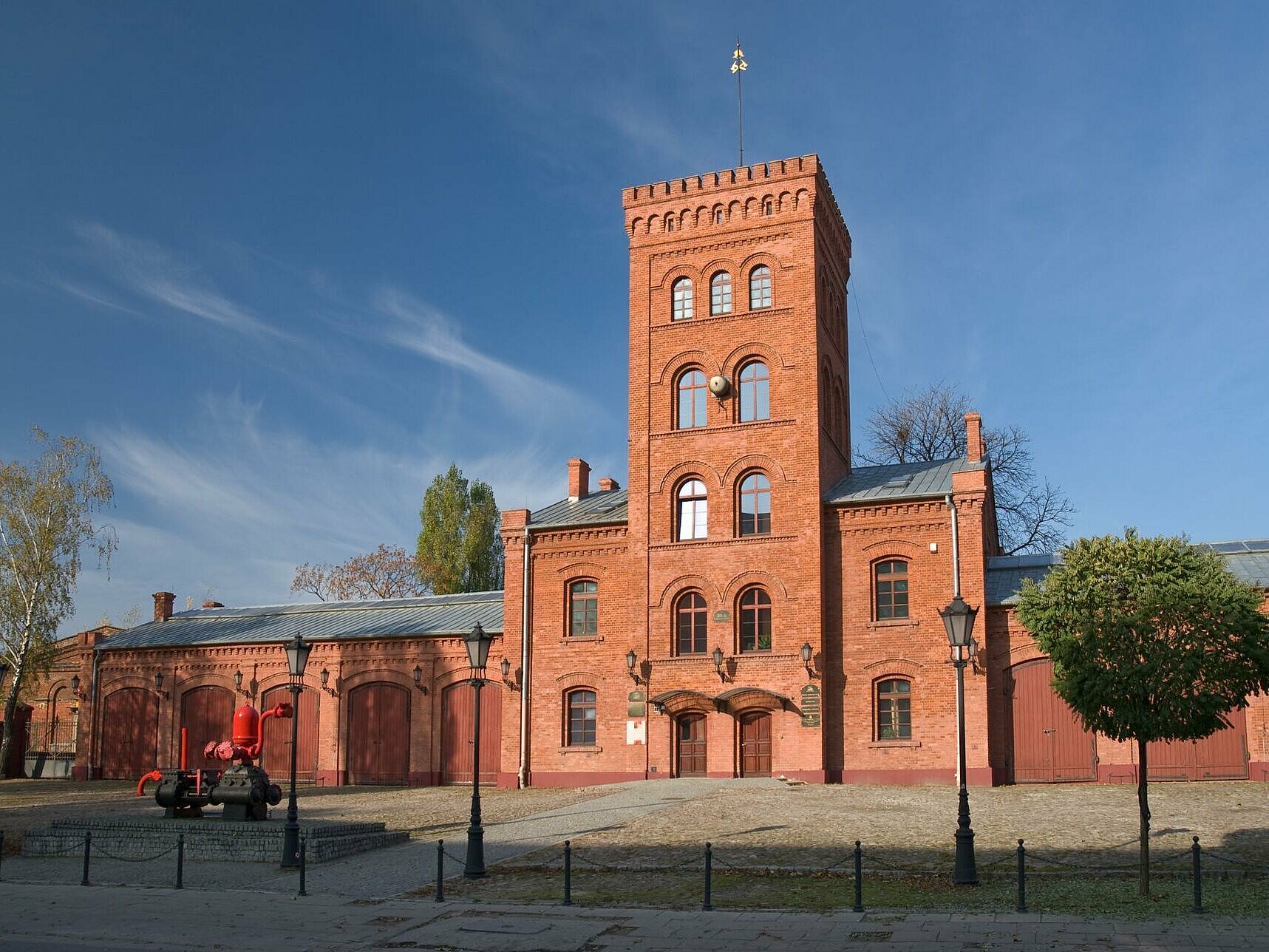 Промышленная империя К. Шайблера - бывшая пожарная часть , fot. z arch. UMŁ