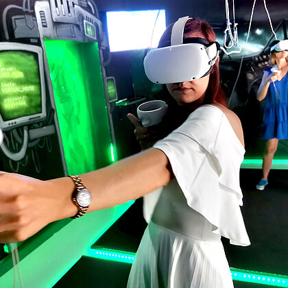  , Virtual House 