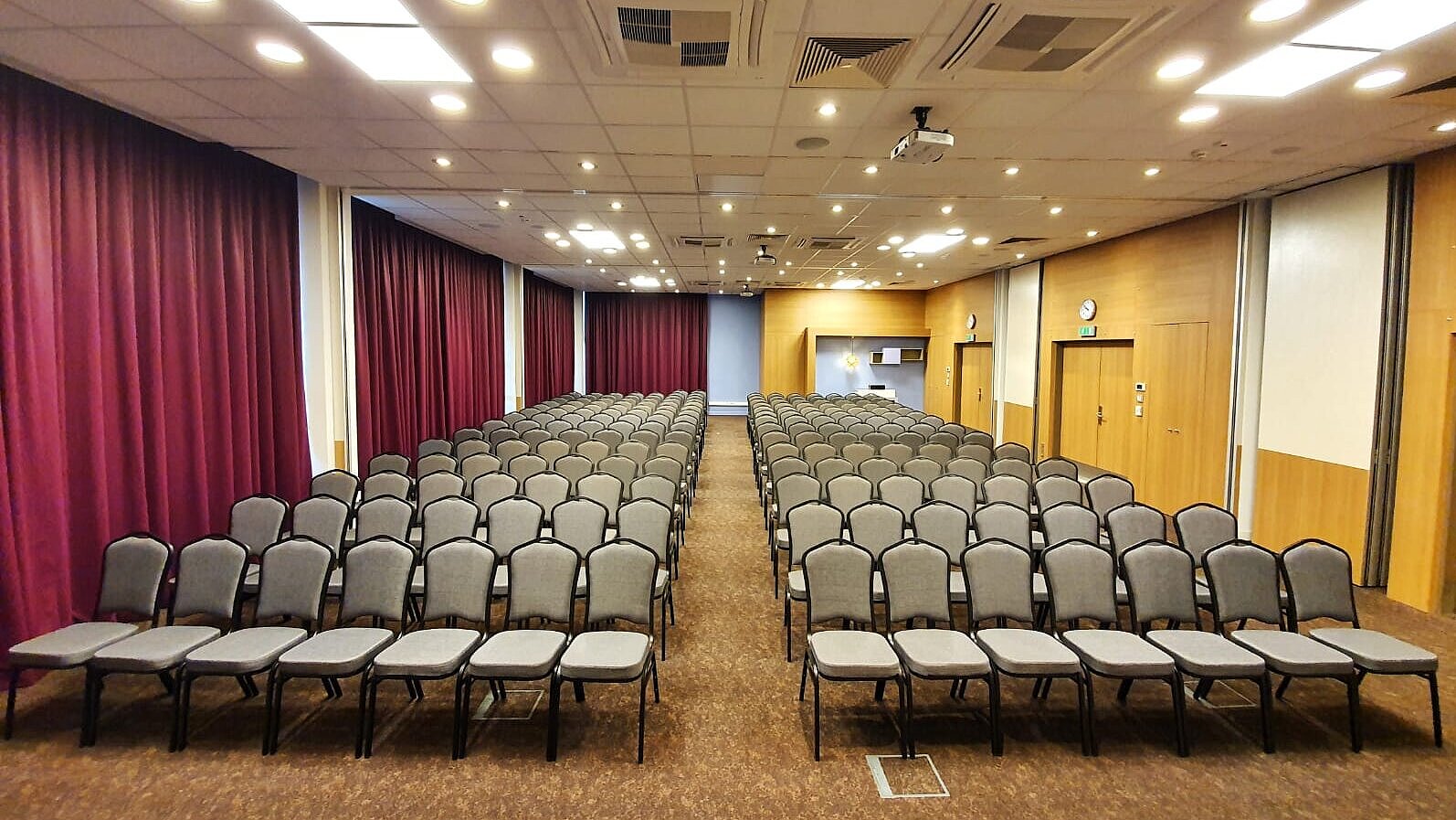  , Sala konferencyjna Novotel