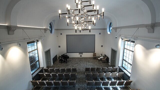 Sala główna  , 1