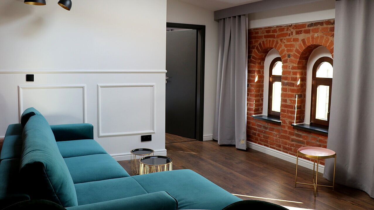 Apartament  , 1