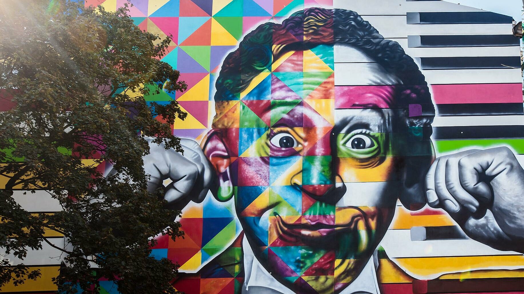 Autor murala: Eduardo Kobra (Brazylia) - róg ulic Sienkiewicza i Traugutta , arch. UMŁ