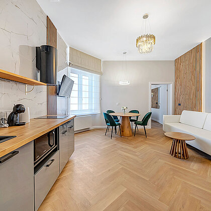  , wschodnia elegans lodz