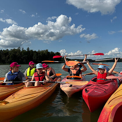  , Biuro Turystyczne i tu i tu